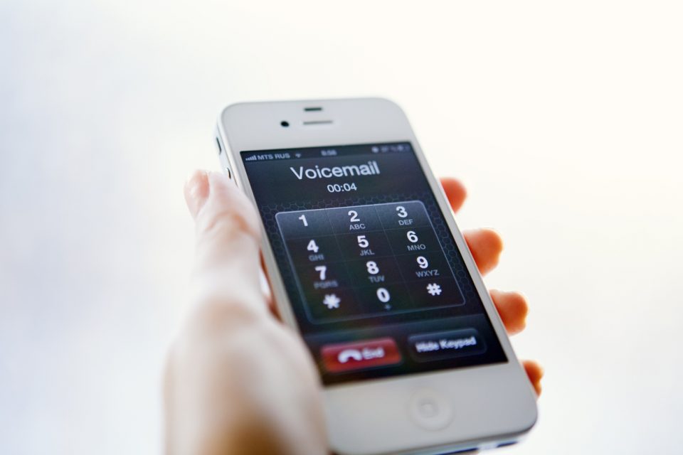 The Do's and Don'ts of Ringless Voicemail Marketing The Do's and Don'ts of Ringless Voicemail Marketing
